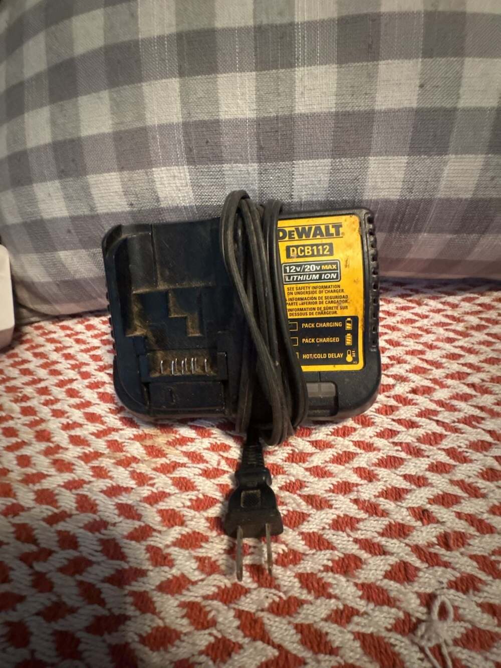 DeWalt DCB112 12V/20V Max Lithium Ion Battery Charger